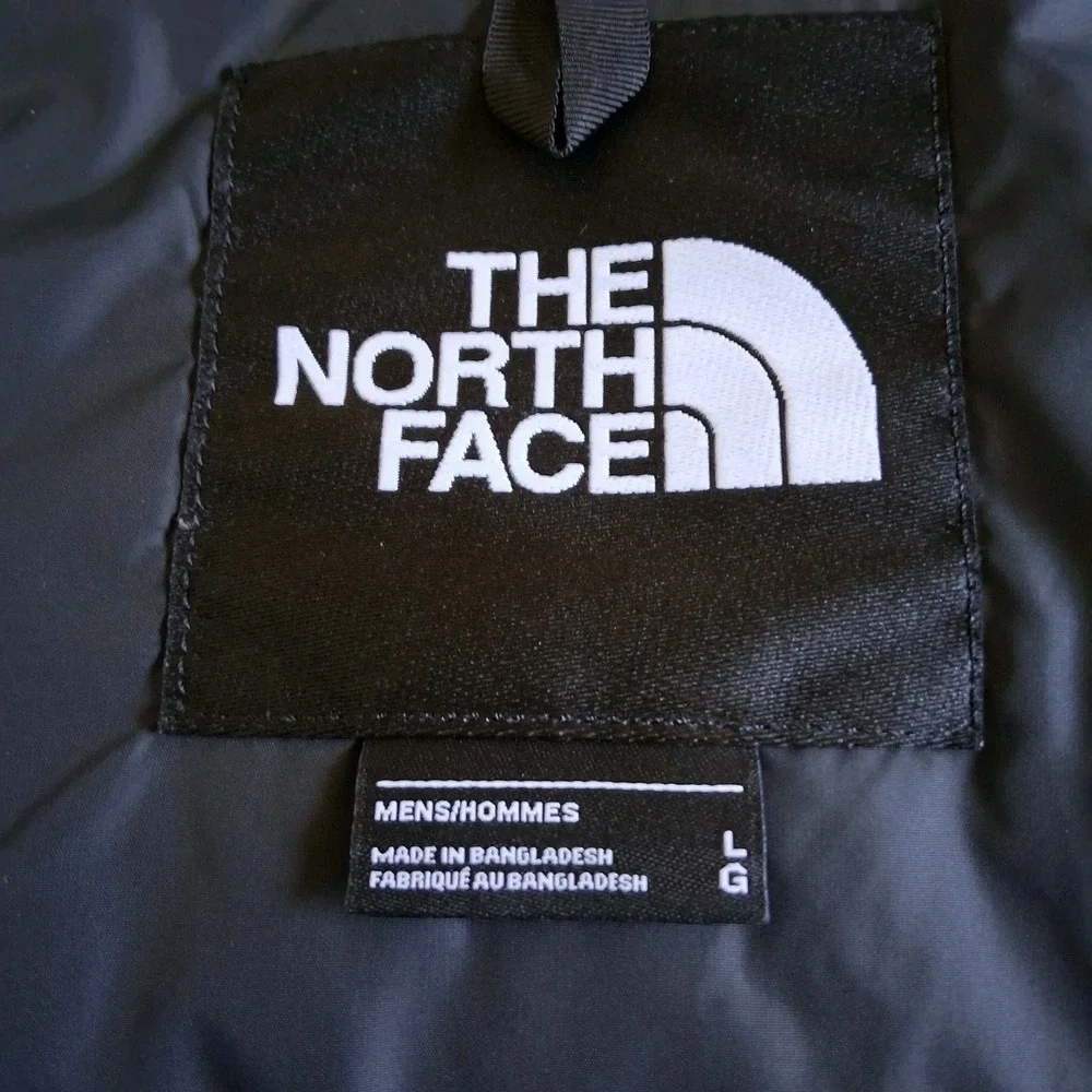 The North Face Men's Large 1996 Retro Nuptse Jacket 700 Down White & Black